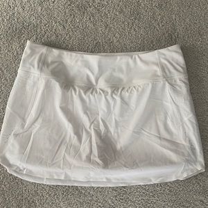 Athleta run with it skort